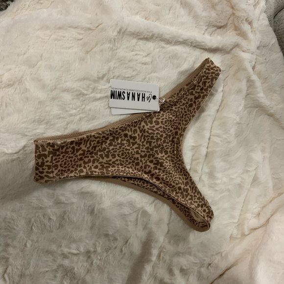 NWT Bikini Bottom - Picture 6 of 7